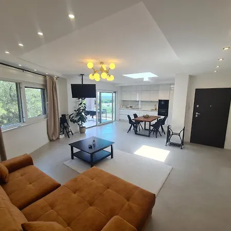Apartament White & Black Pula