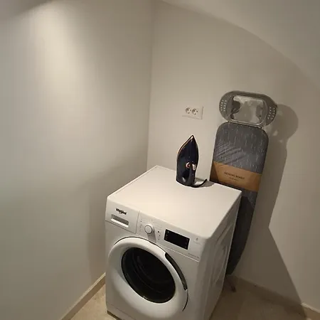 White & Black Apartament